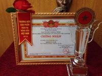 Khói lửa club lọt top 100 thương hiệu hàng đầu Việt Nam 2016 do Bộ công thương bình chọn